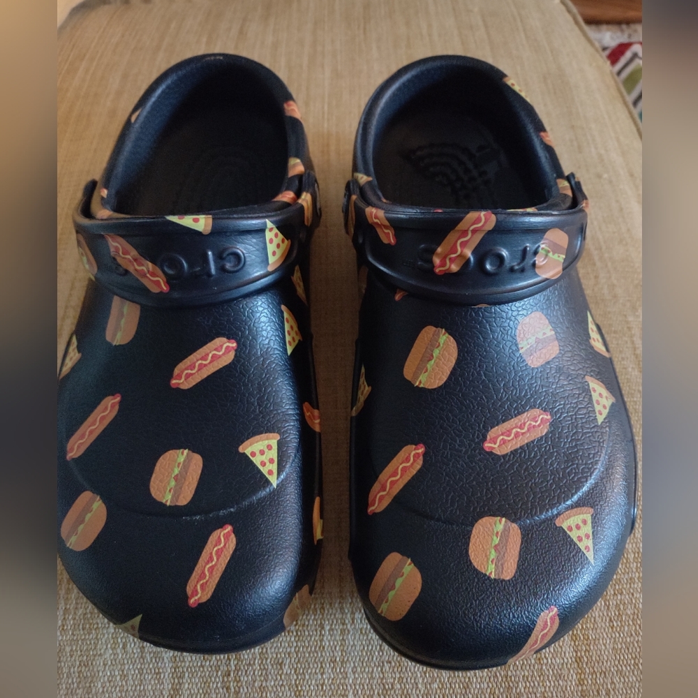 Crocs Bistro clogs. Hamburgers,Hot dogs and Pizza! Sz 8W